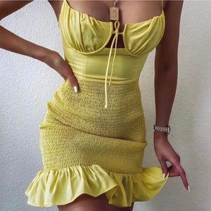 NWT Tiger Mist Yellow Rouched Dress